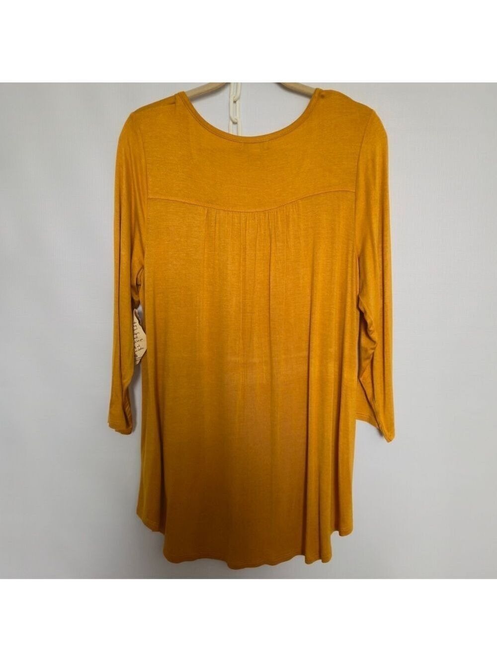 ONE WORLD TUNIC TOP WOMENS GOLD MUSTARD YELLOW EMBROIDERED SIZE XL NWT - Picture 2 of 10